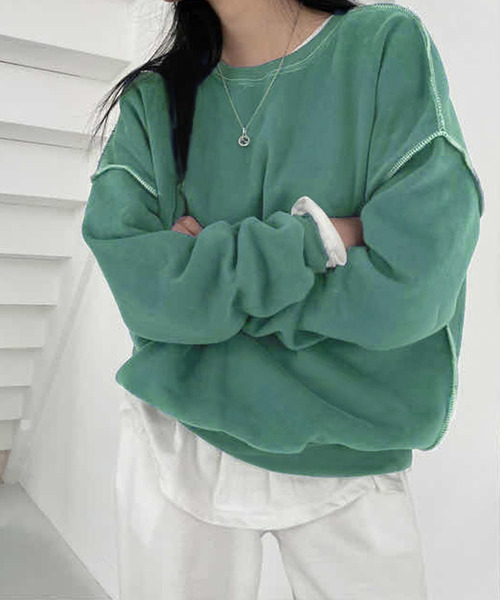 ドロップショルダーデザイントレーナー