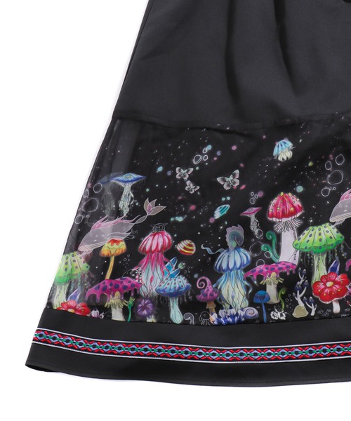 ScoLar（スカラー）の「きのこ深海柄 異素材切替スカート