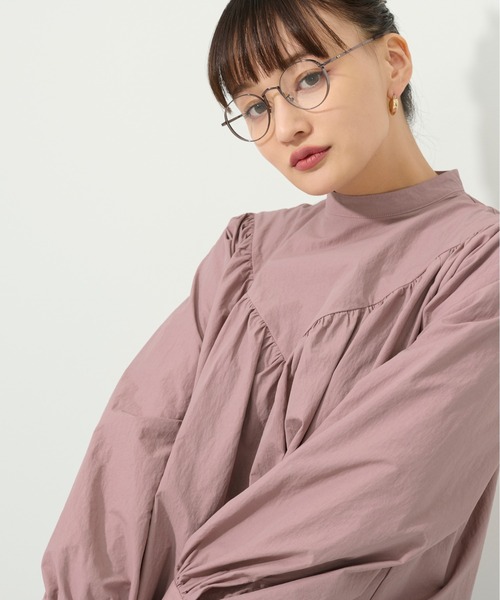 M nort（エムノート）の「【わたなべ麻衣プロデュース】ギャザーボリュームスリーブブラウス（シャツ/ブラウス・レディース・ダークブルー/スモークピンク・FREE）」の19枚目の写真