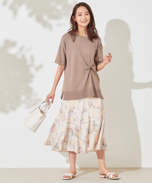 ANY SIS(エニィスィス)の「【洗える】ツイストポイントチュニック ニット(ニット/セーター・レディース・黄土色系/ベージュ系/ライトグリーン系・0)」の13枚目の写真