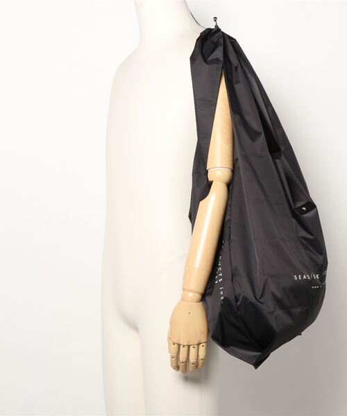 PUAL CE CIN（ピュアルセシン）の「THEATRE PRODUCTS／シアタープロダクツ　マルシェバッグ／エコバッグ（エコバッグ/サブバッグ・レディース・ブラック/ホワイト/イエロー・FREE）」の6枚目の写真