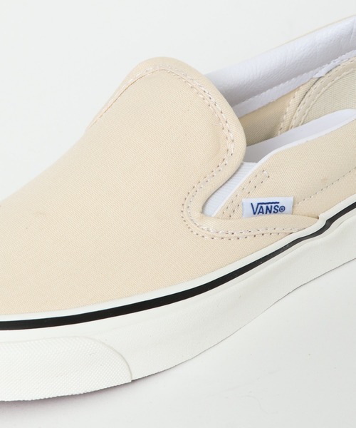 URBAN RESEARCH Sonny Label（アーバンリサーチサニーレーベル）の「VANS　CLASSIC SLIP-ON 98 DX（スリッポン・レディース・ホワイト・6/5.5/5）」の2枚目の写真