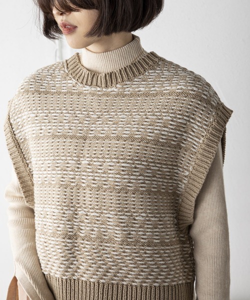 Kari & lili（カウリアンドリィリィ）の「ジャガードベスト（ベスト・レディース・ブラック/パープル/ベージュ・FREE）」の16枚目の写真