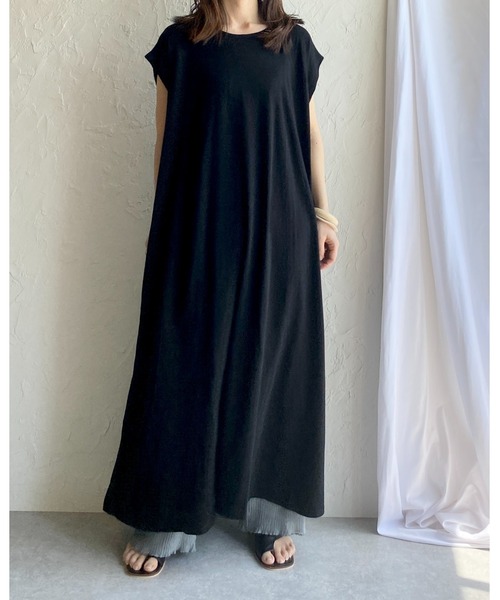 She's Closet(シーズクローゼット)の「クルーネック フレンチスリーブ ロング Tシャツワンピース(ワンピース・レディース・ホワイト/チャコールグレー/ブラック/モカ・FREE)」の18枚目の写真