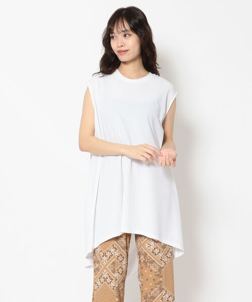 DROIT BELLO(ドロイトベロ)の「DROIT BELLO(ドロイトベロ)後ろ切り替えコクーンチュニック(Tシャツ/カットソー・レディース・ブラック/オフホワイト・FREE)」の1枚目の写真