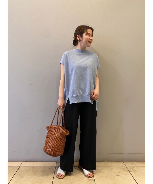 BEARDSLEY（ビアズリー）の「ユッタリプルオーバー（ニット/セーター・レディース・ブルー/アイボリー・FREE）」の8枚目の写真