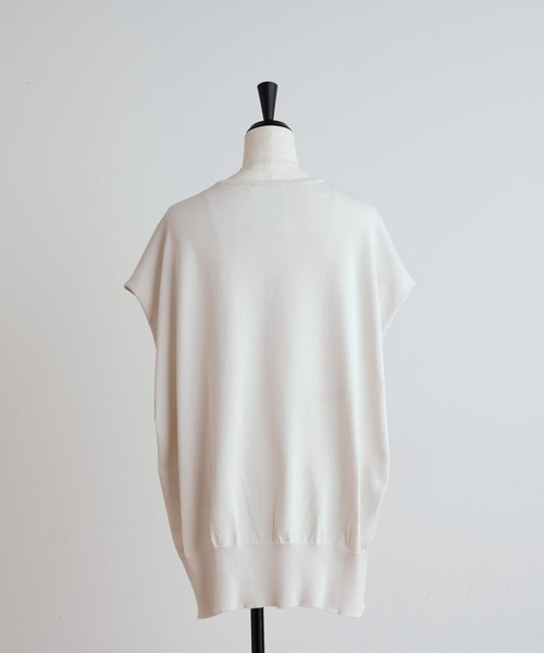 BEARDSLEY（ビアズリー）の「ユッタリプルオーバー（ニット/セーター・レディース・ブルー/アイボリー・FREE）」の20枚目の写真