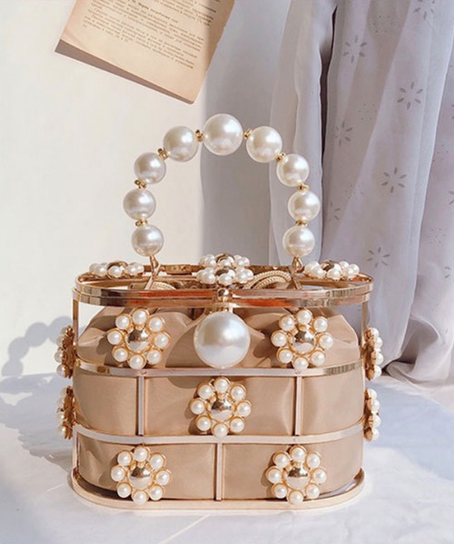 Jasmine Grandiflorum（ジャスミングランディフローラム）の「お花のパールいっぱいハンドバッグ（ハンドバッグ・レディース・ベージュ・FREE）」の8枚目の写真