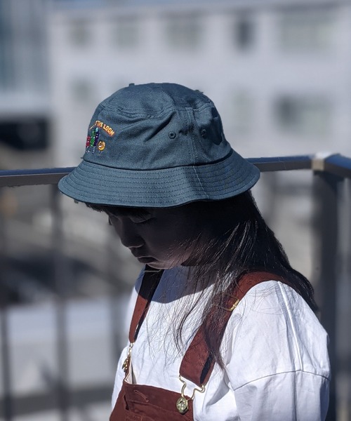 FRUIT OF THE LOOM（フルーツオブザルーム）の「FRUIT OF THE LOOM/フルーツオブザルーム 　キッズ ロゴ刺繍 バケットハット（ハット・キッズ・ブラック/ベージュ/サックスブルー/オレンジ・FREE）」の12枚目の写真