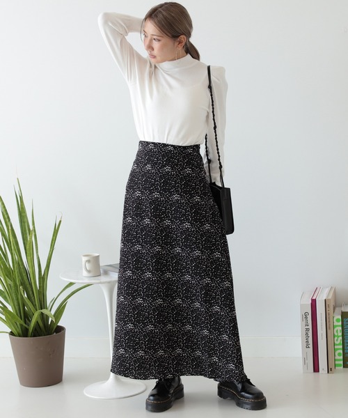 BeAMS DOT（ビームスドット）の「【WEB限定】BeAMS DOT / パフスリーブ ニットプルオーバー（ニット/セーター・レディース・ホワイト/ブラック/オレンジ・FREE）」の8枚目の写真