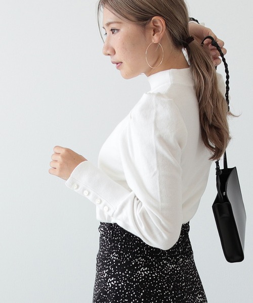 BeAMS DOT（ビームスドット）の「【WEB限定】BeAMS DOT / パフスリーブ ニットプルオーバー（ニット/セーター・レディース・ホワイト/ブラック/オレンジ・FREE）」の9枚目の写真