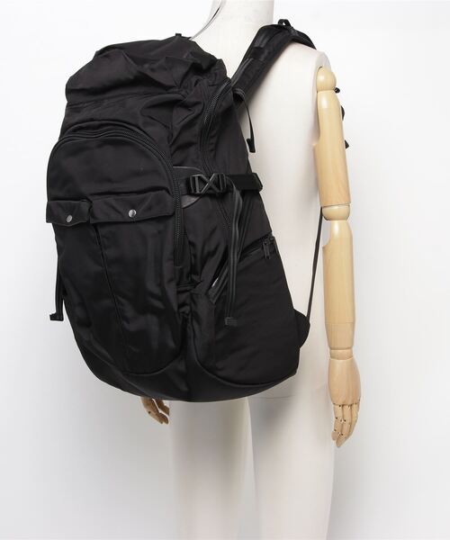 F/CE. (エフシーイー)の「F/CE. AU TYPE B BIG TRAVEL / エフシーイー オーセンティック タイプビー ビッグ トラベルバックパック(ベルト・メンズ・ブラック・FREE)」の3枚目の写真