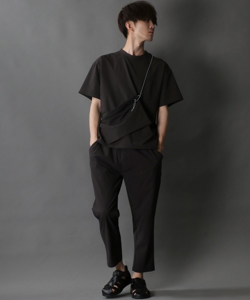 SITRY（シトリー）の「ストレッチ オーバーサイズＴシャツ＆テーパードパンツ セットアップ（ルームウェア/パジャマ・メンズ・ブラック/カーキ/ベージュ・M/L/LL）」の2枚目の写真