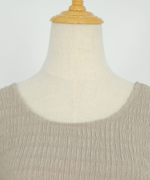 ＡＮＤＪ（アンドジェイ）の「パワーショルダーワッシャー加工ラウンドネックトップス（Tシャツ/カットソー・レディース・オフホワイト/ブラック/ピンク/グレイッシュベージュ・M）」の14枚目の写真