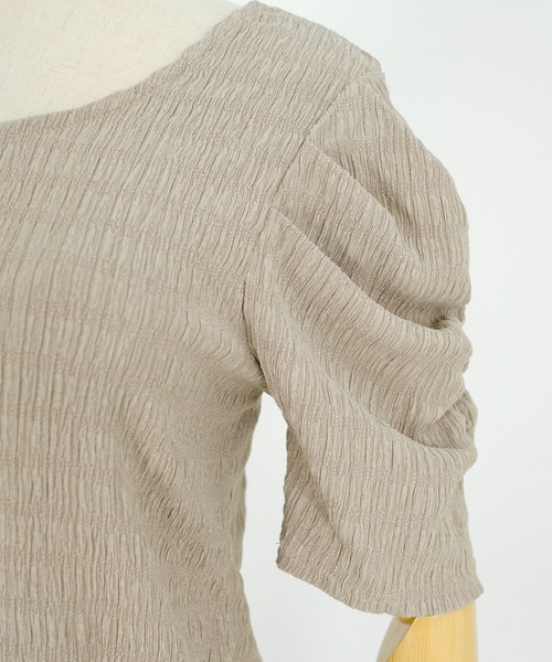 ＡＮＤＪ（アンドジェイ）の「パワーショルダーワッシャー加工ラウンドネックトップス（Tシャツ/カットソー・レディース・オフホワイト/ブラック/ピンク/グレイッシュベージュ・M）」の22枚目の写真