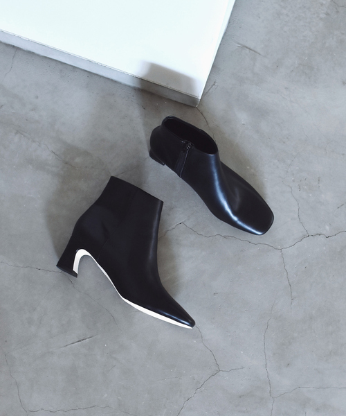 LAROUTE(ラルート)の「【WEB限定】スクエアトゥブーツ(ブーツ・レディース・ブラック/ベージュ/チャコールグレー/ライトブルー/オフホワイト/ダークグリーン/ボルドー・38/39/36/35/37)」の3枚目の写真