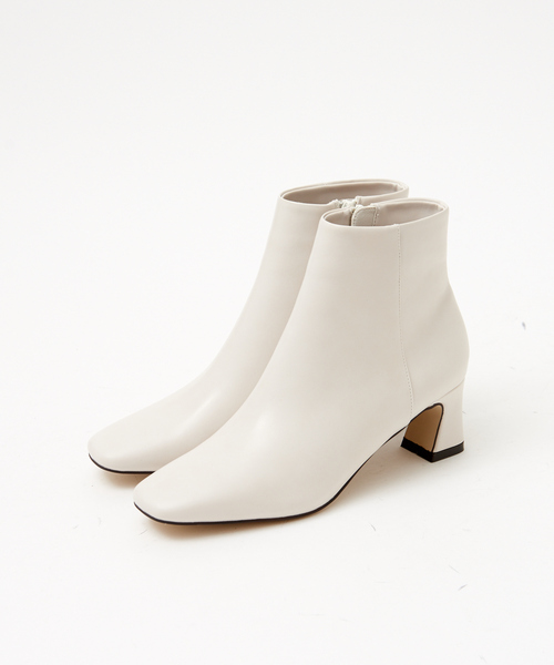 LAROUTE(ラルート)の「【WEB限定】スクエアトゥブーツ(ブーツ・レディース・ブラック/ベージュ/チャコールグレー/ライトブルー/オフホワイト/ダークグリーン/ボルドー・38/39/36/35/37)」の9枚目の写真