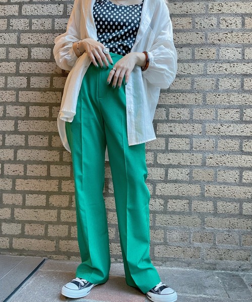 WEGO（ウィゴー）の「WEGO/センタープレスフレアパンツ（スラックス・レディース・レッド/オレンジ/ブルー/グリーン/マスタード/ブラック系その他3/ブラック/ベージュ系その他2・SMALL/MEDIUM）」の10枚目の写真