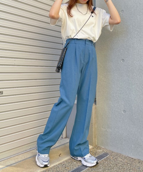 WEGO（ウィゴー）の「WEGO/センタープレスフレアパンツ（スラックス・レディース・レッド/オレンジ/ブルー/グリーン/マスタード/ブラック系その他3/ブラック/ベージュ系その他2・SMALL/MEDIUM）」の11枚目の写真