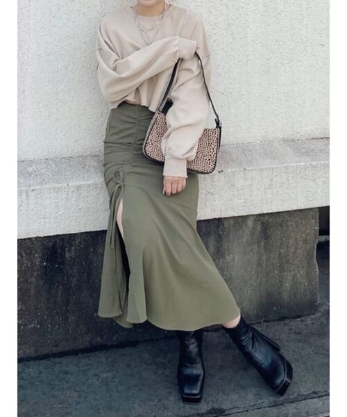 EVRIS（エヴリス）の「ドロストロングスカート（スカート・レディース・ブラック/カーキ・MEDIUM/SMALL）」の4枚目の写真