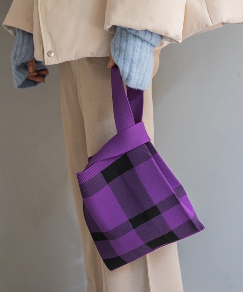 LEPSIM(レプシィム)の「【辻直子さんコラボ】アソートニットBAG 229725(ハンドバッグ・レディース・レッド系その他/グリーン系その他/パープル系その他/パープル系その他2/イエロー系その他・ONE SIZE)」の4枚目の写真