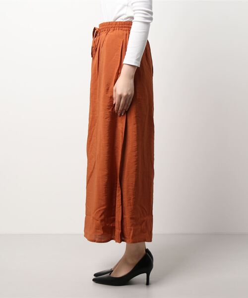 Lugnoncure（ルノンキュール）の「ウエストギャザーガウチョパンツ（その他パンツ・レディース・ブラック/オレンジ/ブルー・ﾌﾘ-）」の4枚目の写真