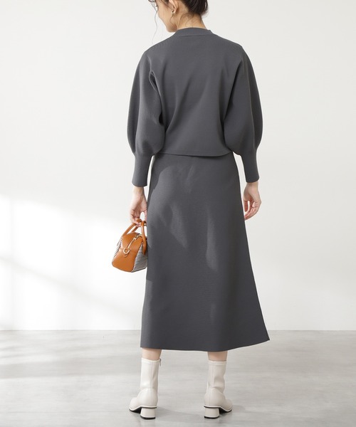 N.（N. Natural Beauty Basic）（エヌエヌナチュラルビューティーベーシック）の「◆スポンディッシュニットセットアップ（ワンピース・レディース・チャコールグレー/イエロー/ブルー/モカ・MEDIUM）」の7枚目の写真