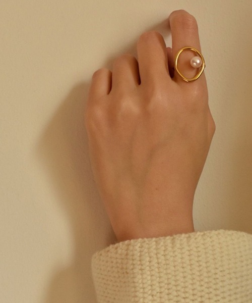 LAC-VERT（ラック・ヴェール）の「パールデザインリング（リング・レディース・ゴールド/その他/その他2/その他3・FREE）」の7枚目の写真