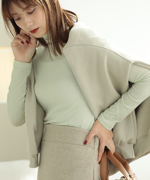 ZAKKA-BOX（ザッカボックス）の「やわらかタートルネックシャツ（Tシャツ/カットソー・レディース・アイボリー/杢グレー/ブラック/グレー系その他/モカ/グリーン系その他/ナチュラル/ラベンダー/パープル系その他・FREE）」の18枚目の写真