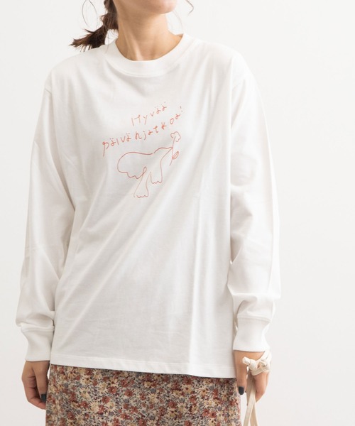 POU DOU DOU(プードゥドゥ)の「ロゴプリントロングスリーブTee(Tシャツ/カットソー・レディース・オフホワイト/ピンク/オレンジ/ブルー・3)」の4枚目の写真
