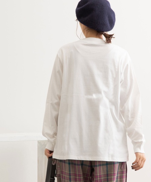 POU DOU DOU(プードゥドゥ)の「ロゴプリントロングスリーブTee(Tシャツ/カットソー・レディース・オフホワイト/ピンク/オレンジ/ブルー・3)」の6枚目の写真