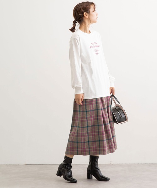 POU DOU DOU(プードゥドゥ)の「ロゴプリントロングスリーブTee(Tシャツ/カットソー・レディース・オフホワイト/ピンク/オレンジ/ブルー・3)」の8枚目の写真