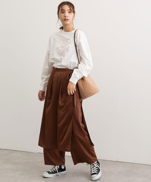 POU DOU DOU(プードゥドゥ)の「ロゴプリントロングスリーブTee(Tシャツ/カットソー・レディース・オフホワイト/ピンク/オレンジ/ブルー・3)」の12枚目の写真