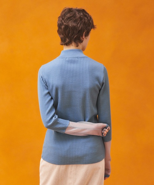 PUBLIC TOKYO（パブリックトウキョウ）の「シアースリーブハイネックニット/ウォッシャブル（ニット/セーター・レディース・ブラック/アイボリー/ブルー・FREE）」の21枚目の写真