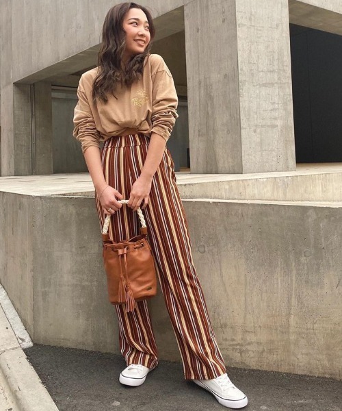 ROXY(ロキシー)の「PEACEFUL PANTS/ロキシーストライプフレアパンツ(その他パンツ・レディース・ネイビー/ブラウン・SMALL/MEDIUM/LARGE)」の19枚目の写真