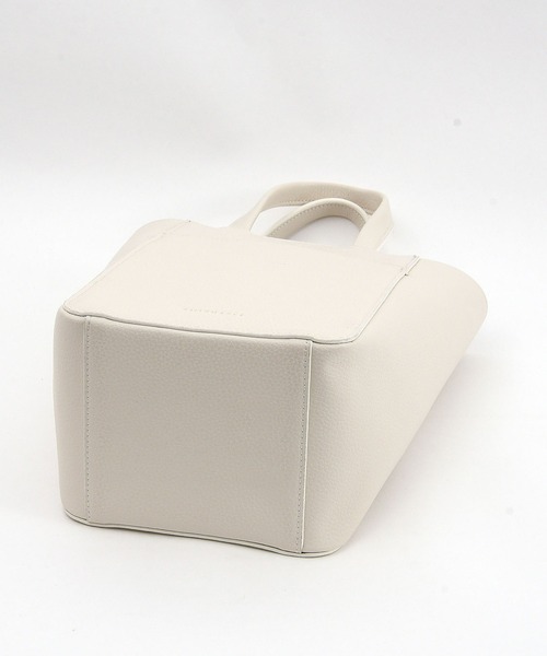 SMIR NASLI(サミールナスリ)の「ツイステッドシュリンクトートバッグ(トートバッグ・レディース・オフホワイト/ブラック/キャメル/グレー系その他・9)」の14枚目の写真