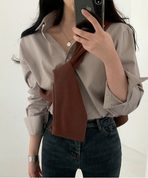 BEIDELLI（ベイデリー）の「[BELLIDE MADE] デイリークラシックシャツ（シャツ/ブラウス・レディース・ベージュ/ネイビー/カーキ/アイボリー/ライトピンク・FREE）」の3枚目の写真