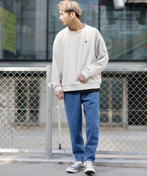 KANGOL(カンゴール)の「ユニセックス KANGOL × A.S.M コラボ ダンボールポンチ ジャージ / オーバーサイズ ルーズ トレーナー ロンT(Tシャツ/カットソー・メンズ・ホワイト/ブラック/サックスブルー/ライトベージュ・48/50)」の5枚目の写真