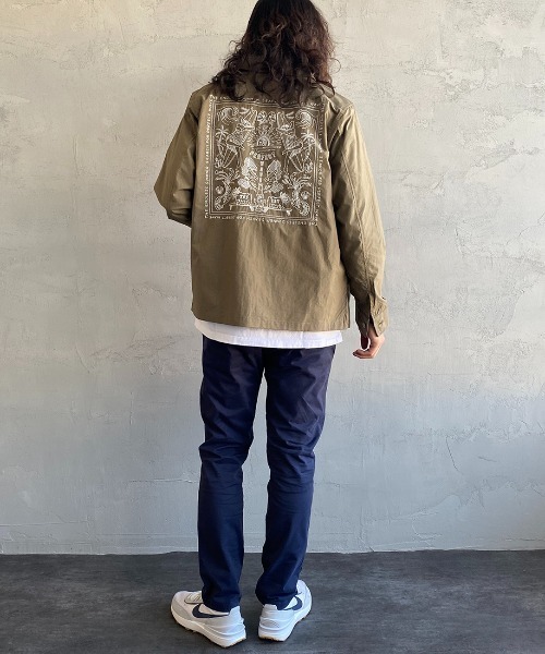 Gramicci（グラミチ）の「[GRAMICCI/グラミチ] NN-PANT ニューナローパンツタイトクロップド（チノパンツ・メンズ・グレイッシュベージュ/ネイビー/ブラック/ベージュ/オリーブ/ダークブラウン/チャコールグレー・S/L/M）」の20枚目の写真