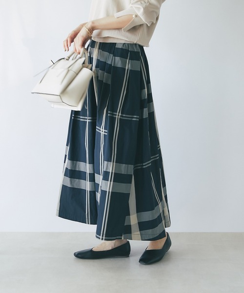 RIVE DROITE(リヴドロワ)の「WEB限定/ほどよく甘い大人のオシャレ/チェックスカート(スカート・レディース・ホワイト/ブラック/ブルー/レッド・FREE)」の7枚目の写真