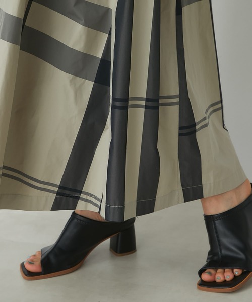 RIVE DROITE(リヴドロワ)の「WEB限定/ほどよく甘い大人のオシャレ/チェックスカート(スカート・レディース・ホワイト/ブラック/ブルー/レッド・FREE)」の18枚目の写真