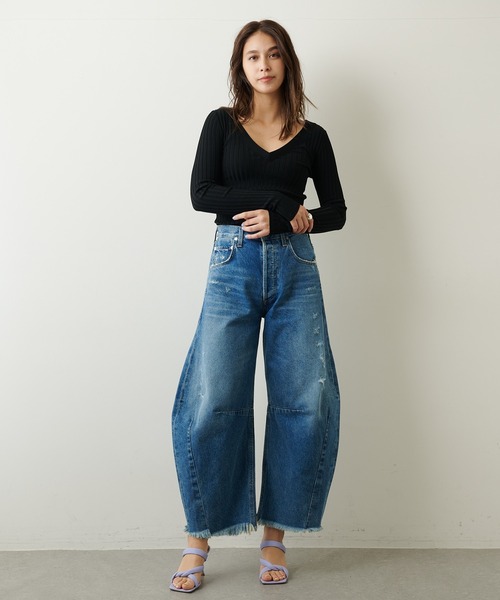 Whim Gazette（ウィムガゼット）の「リブVネックプルオーバー（ニット/セーター・レディース・ブラック/ライトベージュ・FREE）」の7枚目の写真