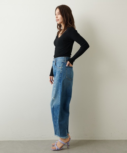 Whim Gazette（ウィムガゼット）の「リブVネックプルオーバー（ニット/セーター・レディース・ブラック/ライトベージュ・FREE）」の16枚目の写真