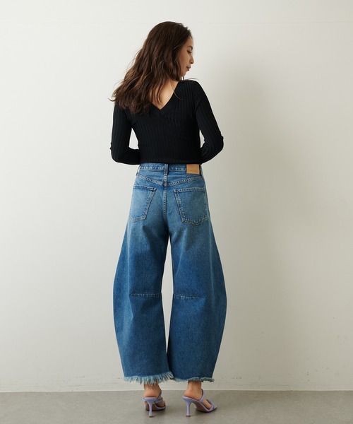 Whim Gazette（ウィムガゼット）の「リブVネックプルオーバー（ニット/セーター・レディース・ブラック/ライトベージュ・FREE）」の15枚目の写真