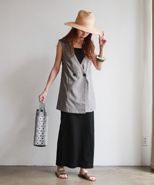 feepur(フェピュール)の「Vネックジレベスト(ベスト・レディース・アイボリー/ブラック/グレー・MEDIUM)」の4枚目の写真