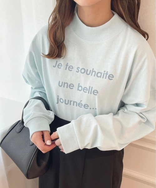 apres jour(アプレジュール)の「モックネックロゴロンT【ZOZOTOWN限定アイテム】(Tシャツ/カットソー・レディース・オフホワイト/ライトブルー/ライトピンク・フリー/X-LARGE)」の1枚目の写真