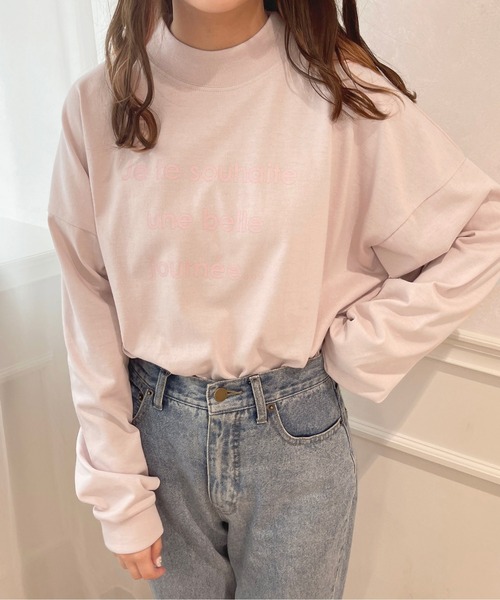 apres jour(アプレジュール)の「モックネックロゴロンT【ZOZOTOWN限定アイテム】(Tシャツ/カットソー・レディース・オフホワイト/ライトブルー/ライトピンク・フリー/X-LARGE)」の6枚目の写真