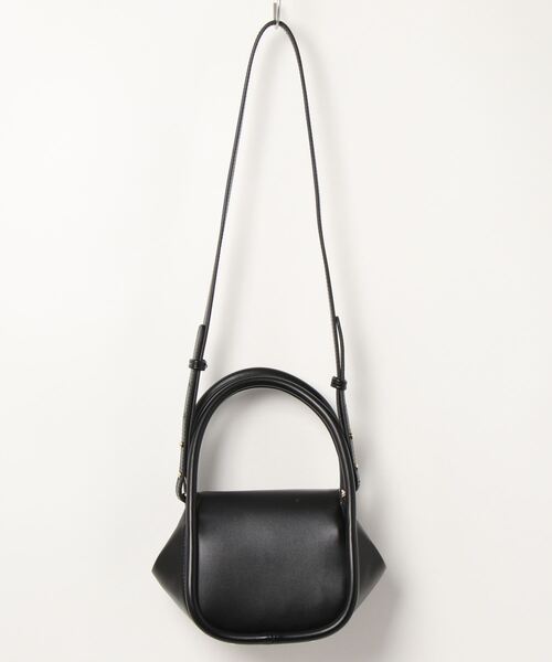 EDIT COLOGNE（エディットコロン）の「【美人百花6月号タイアップ商品】チューブハンドルバッグ（ショルダーバッグ・レディース・ブルー/ブラック・ﾌﾘ-）」の5枚目の写真