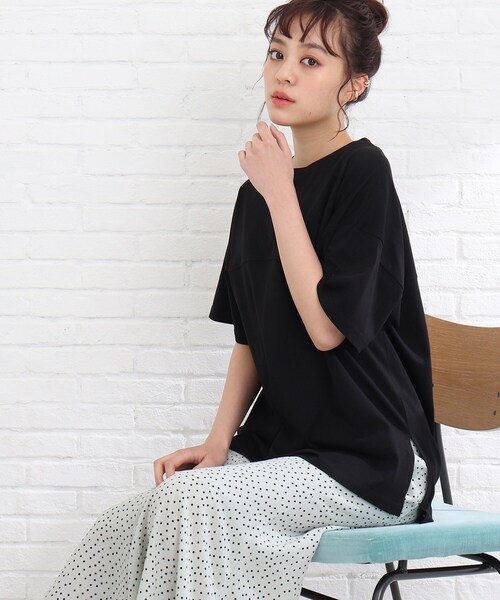 Cutie Blonde（キューティーブロンド）の「◆【S-L】フットボールTシャツ（Tシャツ/カットソー・レディース・ブラック/黄緑系/ライトベージュ/オレンジ・01/02/03）」の6枚目の写真