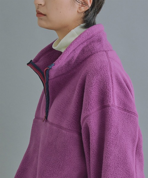 kha:ki（カーキ）の「「KHA:KI / カーキ」FLEECE WIDE P/O（その他トップス・レディース・アッシュ/ブルーグリーン/パープル/カーキ・1/2）」の16枚目の写真